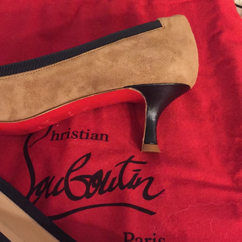 Christian Louboutin Suede Kitten Heels - NWOT - Picture 3 of 7